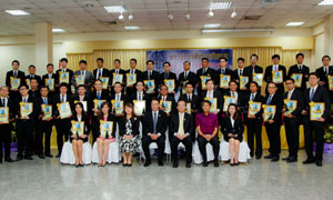 ม.ร.เชิดชูศิษย์เก่านิติศาสตร์ ขึ้นแท่นผู้พิพากษา-อัยการผู้ช่วย