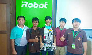 ทีม KSR Lanna  คว้ารางวัลรอง อันดับสอง หุ่นยนต์ iROBOT Create – The Next Chapter of Living