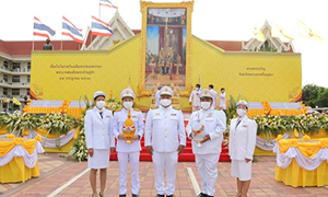 ราชมงคลสุวรรณภูมิร่วมพิธีจุดเทียนถวายพระพรชัยมงคล