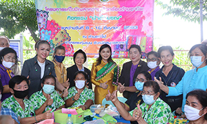 “นฤมล” แจกไลเซนส์ ยกระดับมาตรฐานฝีมือ รับค่าจ้างตามความสามารถ