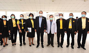 ‘จับกัง1’ มอบ ผู้ช่วยฯ ลงพื้นที่จังหวัดระยอง คัดกรองโควิด - 19 เชิงรุกในสถานประกอบการ
