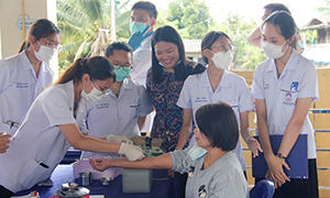 เทคนิคการแพทย์ คณะสหเวชศาสตร์ ม.พะเยา ลงพื้นที่ตรวจสุขภาพ ชุมชนวัดศรีบังวัน อ.แม่ใจ จ.พะเยา