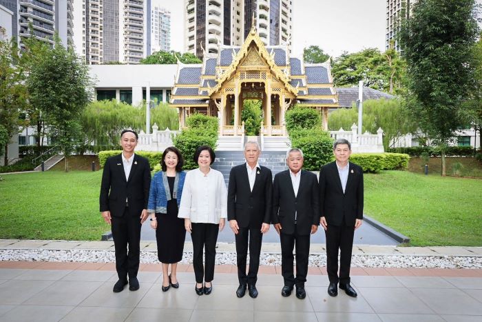 ‘พิพัฒน์’พบทูตไทย ณ สิงคโปร์ หารือนายจ้าง รุกขยายตลาดสาขาอู่ต่อเรือ ช่วยคนไทยมีฝีมือ มีงานทำ