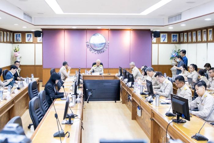 “พิพัฒน์” แถลงแรงงานไทยในอิสราเอล–อิหร่านปลอดภัยดี กระทรวงแรงงานติดตามใกล้ชิด พร้อมแผนอพยพฉุกเฉินหากสถานการณ์เปลี่ยนแปลง