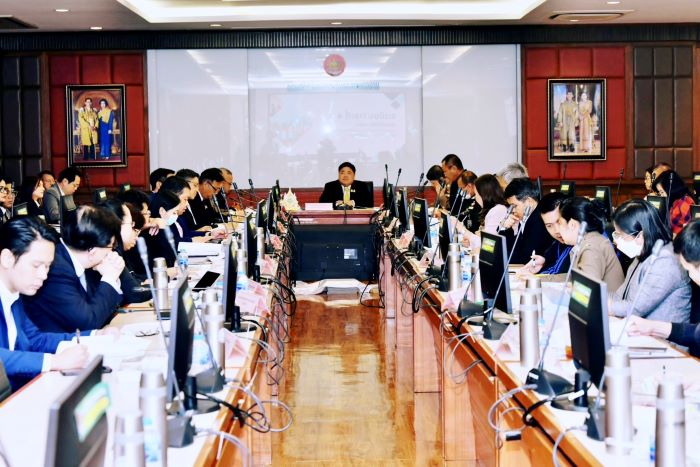 “พงศ์กวิน” นำประชุม คบต. เห็นชอบมาตรการดูแลแรงงานกัมพูชา ลดผลกระทบภาคธุรกิจ-นายจ้างชายแดน